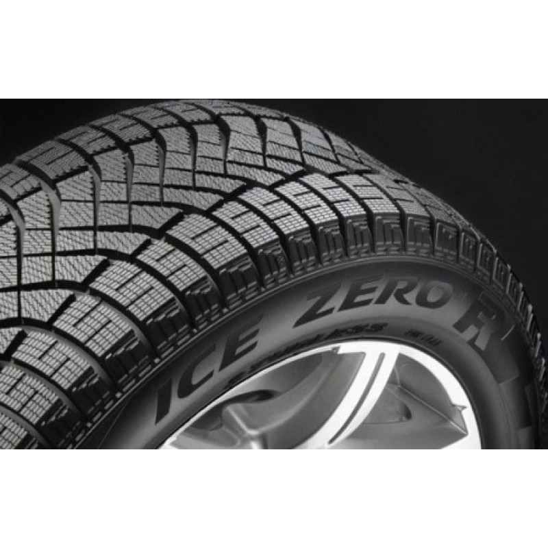 Pirelli ICE ZERO FR 235 / 60 R17 106H 106H